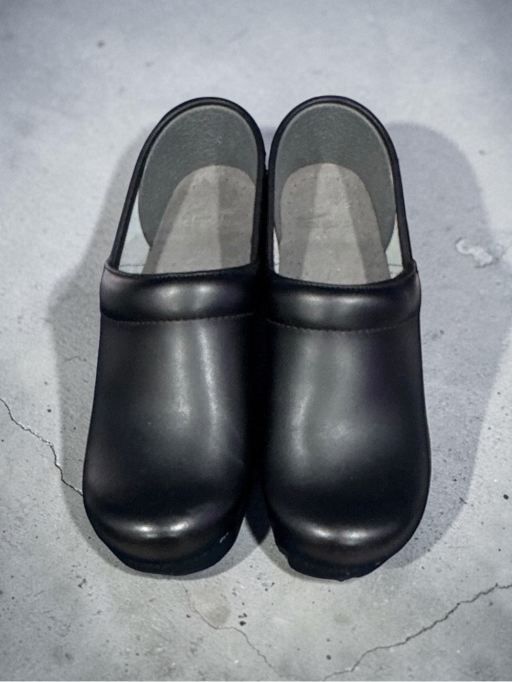 Comfortable, Dansko Women's Black Leather Clogs